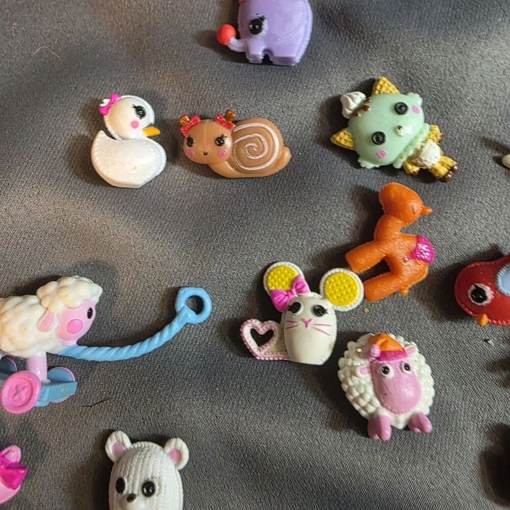 Lalaloopsy Tinies Mixed Lot Of  23 Pets! Adorable